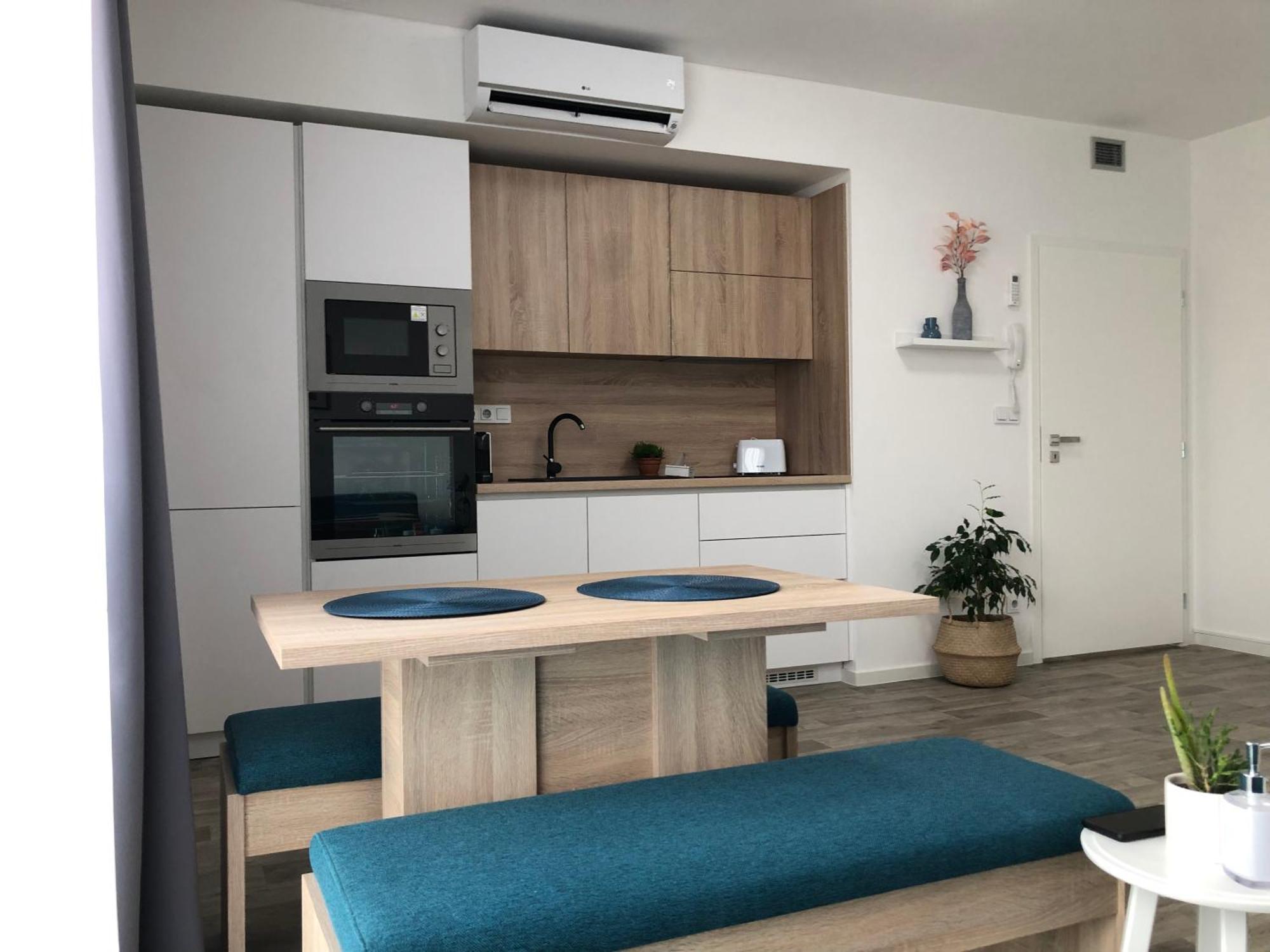 Apartman X28 Микулов Экстерьер фото